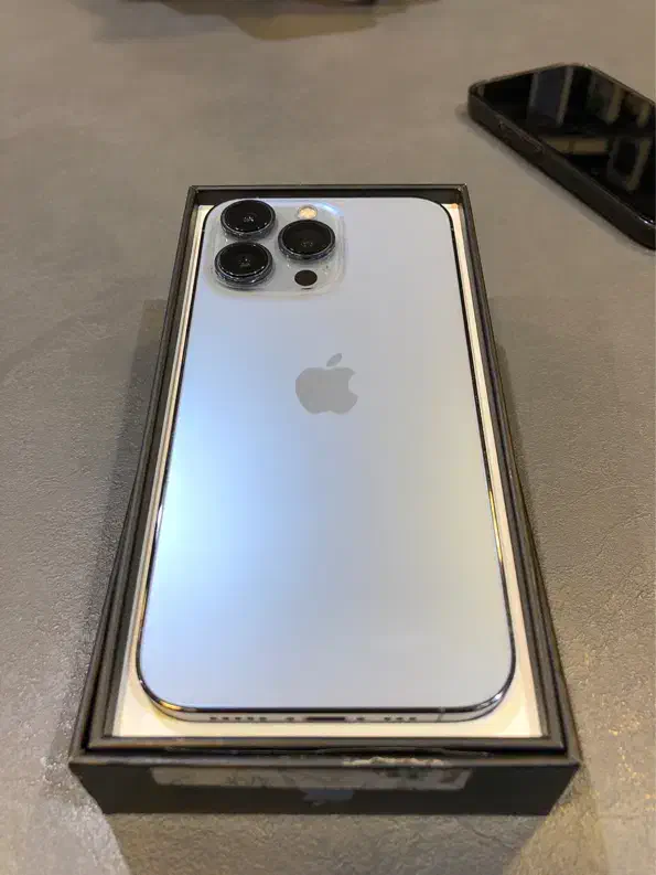 آیفون ۱۳ پرو مکس|موبایل|تهران, میرداماد|دیوار