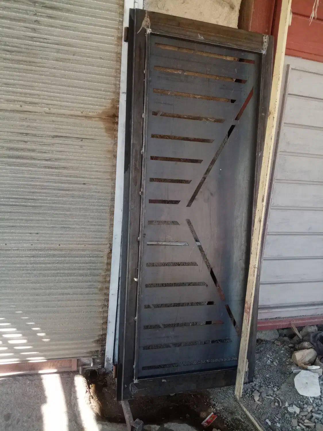 جوشکاری درب و پنجره فلزی|خدمات پیشه و مهارت|نورآباد, |دیوار