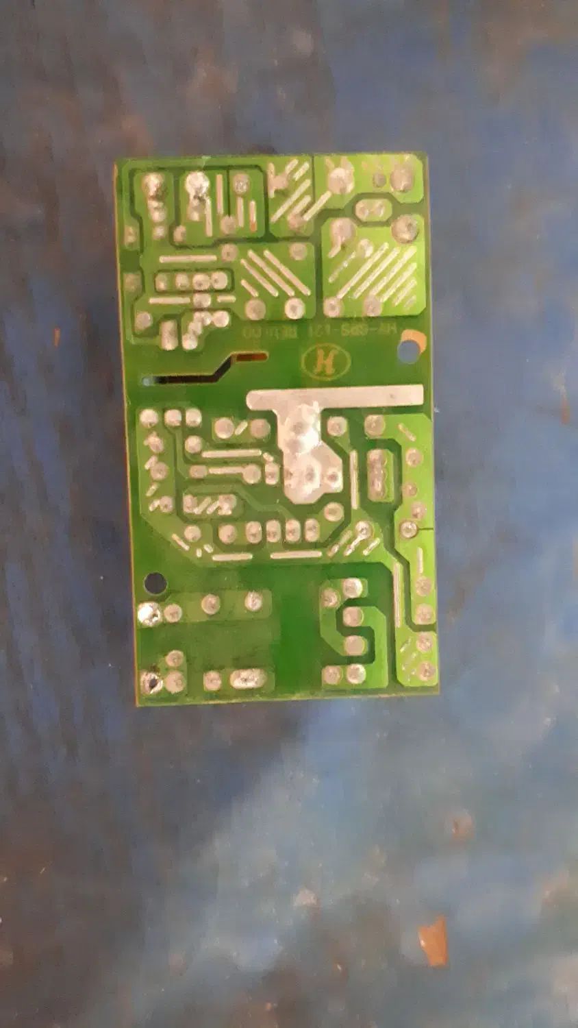 بورد تغذیه آیفون تصویری۱۵.۶ ولت ۱ آمپر سویبچینگ|صوتی و تصویری|هشتگرد, فاز ۱ مهستان|دیوار