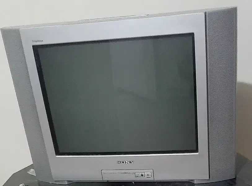 تلویزیون سونی|تلویزیون و پروژکتور|تهران, اسفندیاری|دیوار