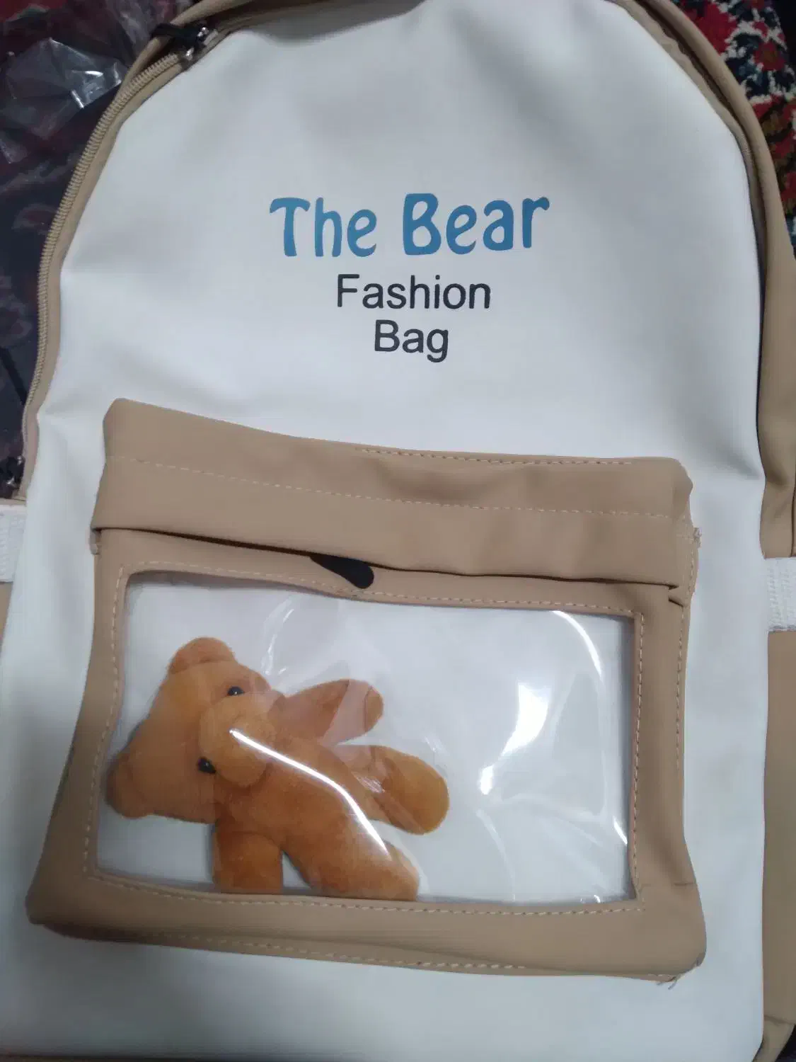 کیف مدرسه|کیف، کفش، کمربند|مشهد, بالا خیابان|دیوار