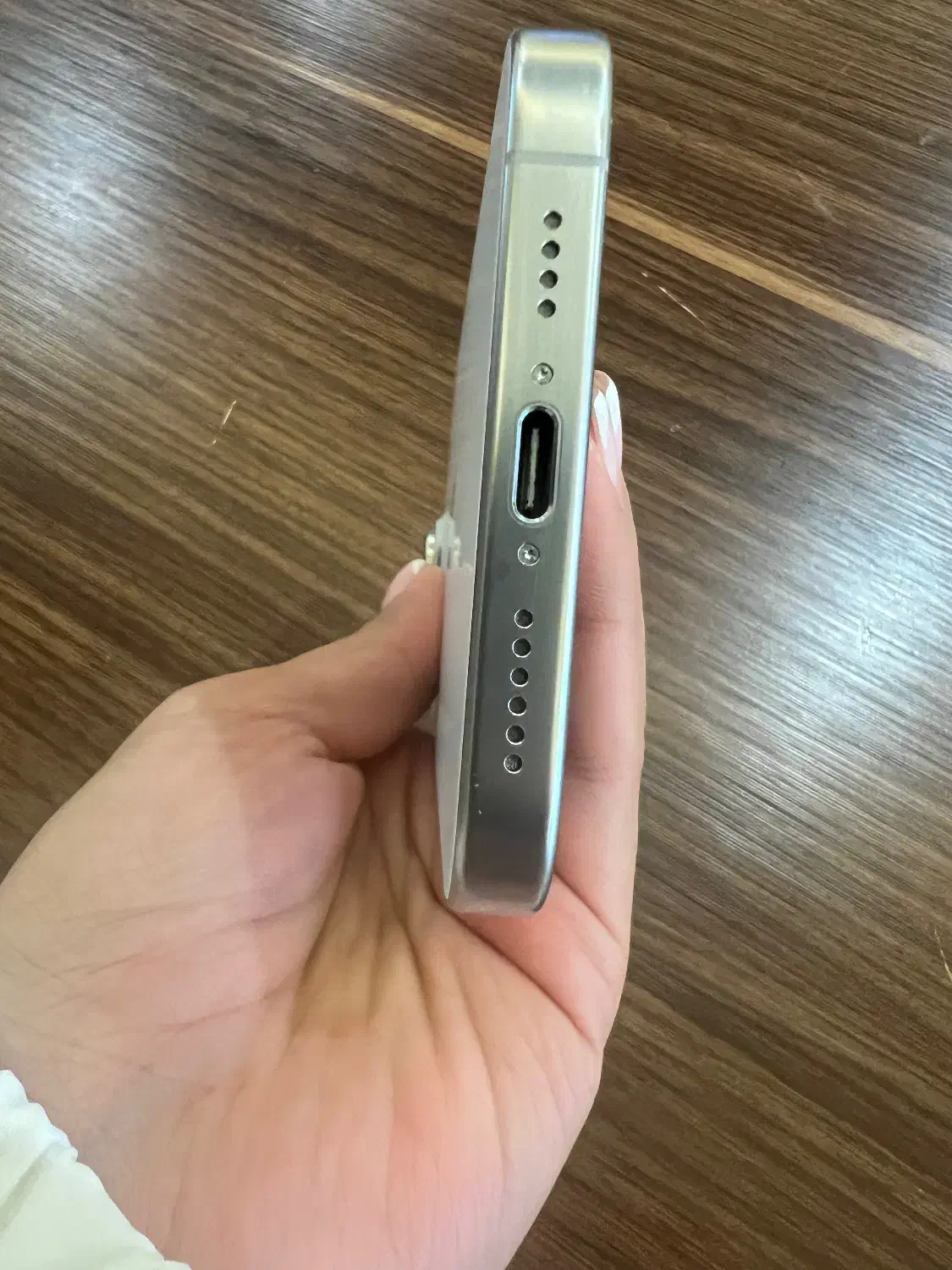 فروش iPhone 16 Pro Max سفید 256 باتری 100٪|موبایل|اصفهان, مرداویج|دیوار