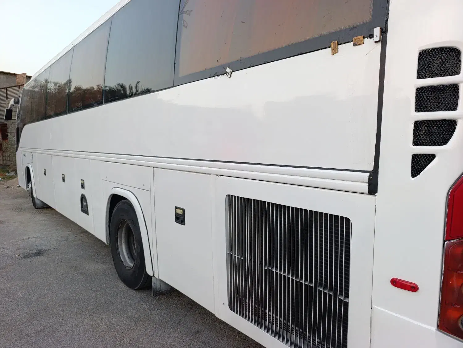 اتوبوس بی 9 و اسکانیا کلاسیک|خودرو سنگین|تهران, بروجردی|دیوار