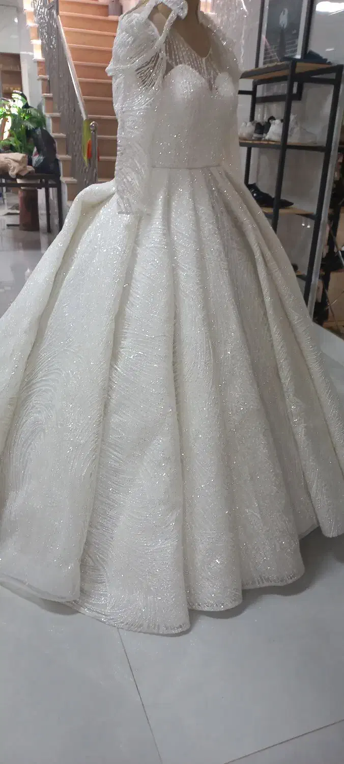 لباس عروس|لباس|نیشابور, خیام|دیوار