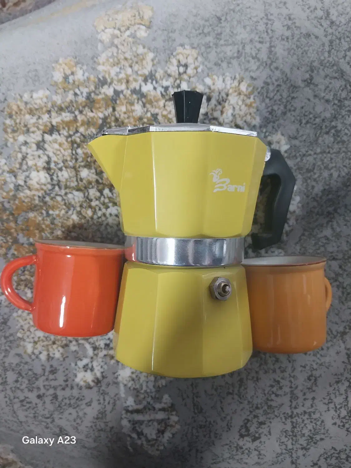 موکاپ ۳ کاپ با دو شات رایگان ویژه|قوری، کتری، قهوهساز دستی|پیر بکران, |دیوار