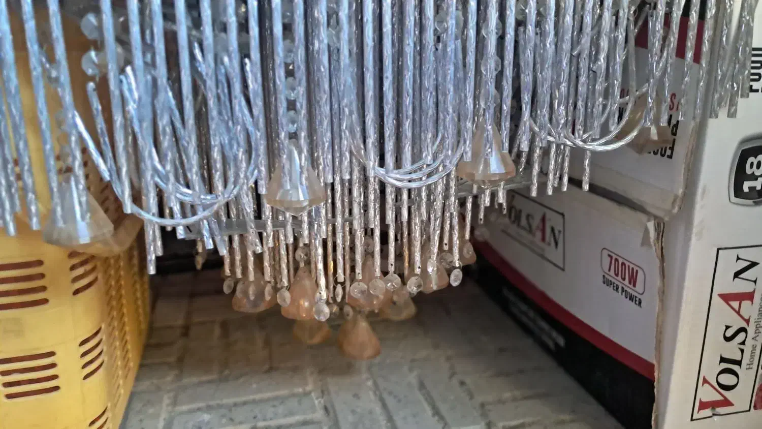 لوستر با سیستم صوتی و نور رنگی|لوستر و چراغ آویز|شاهینشهر, بنیاد ازدواج|دیوار