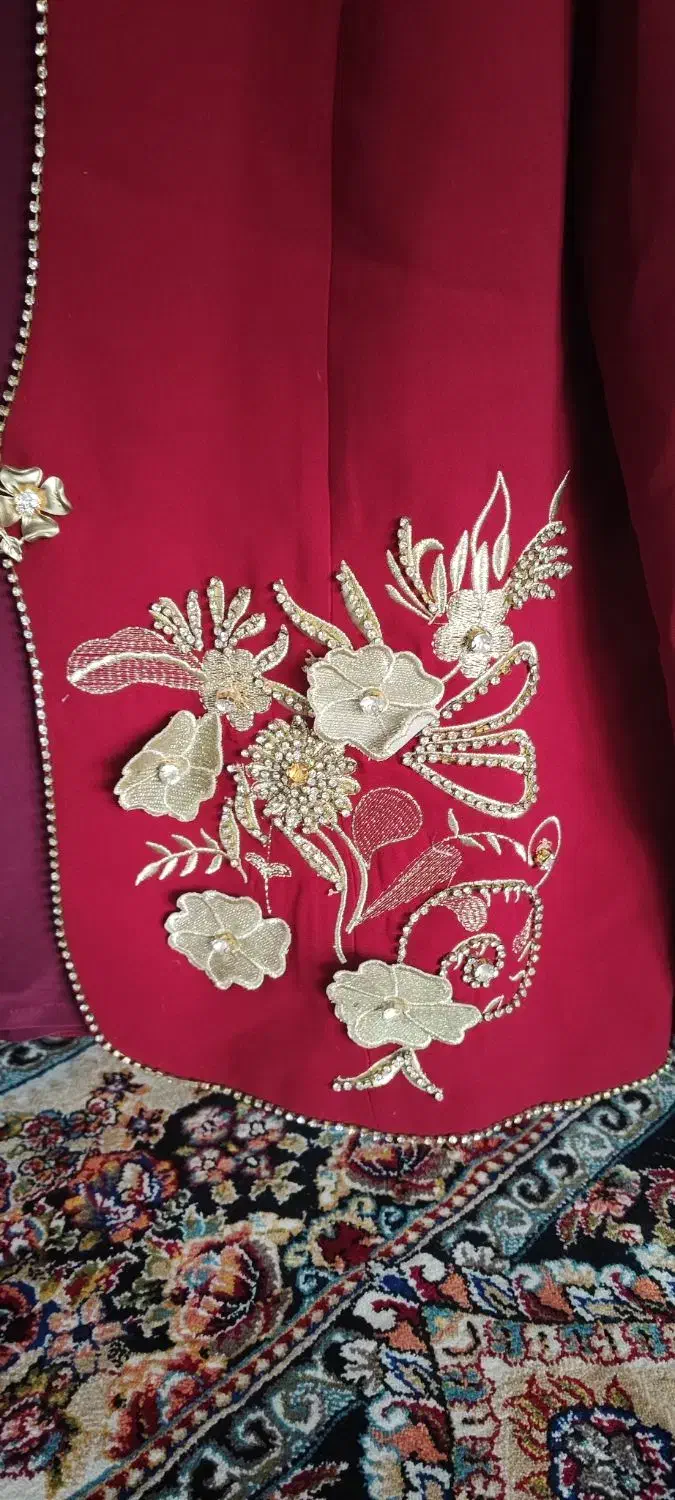 کت ودامن مجلسی ویلدایی|لباس|کاشان, ولیعصر|دیوار