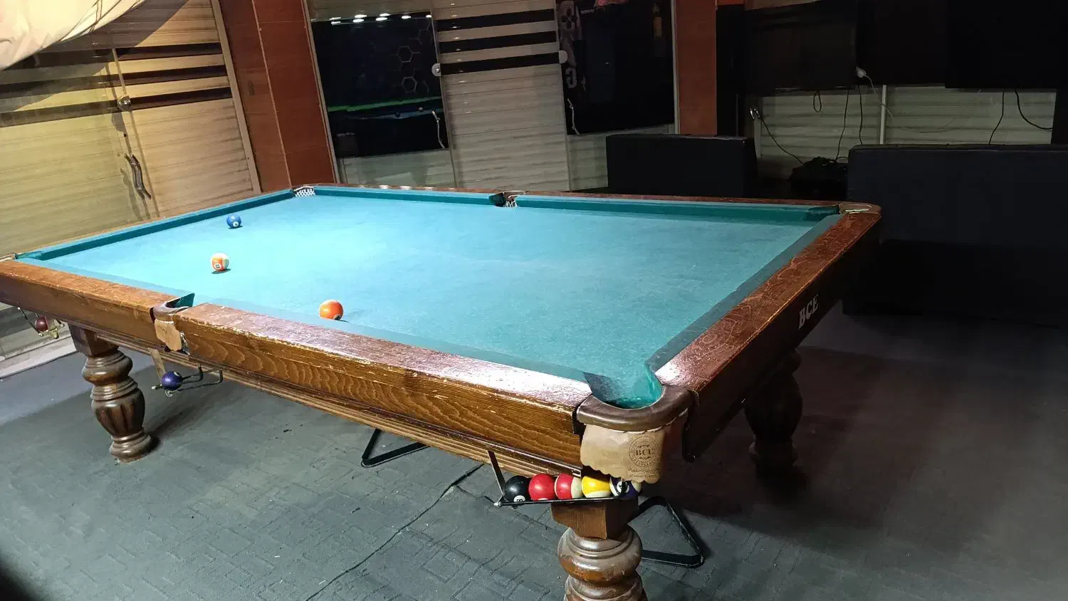 میز بیلیارد اسنوکر و ایت|تجهیزات ورزشی|برخوار, |دیوار