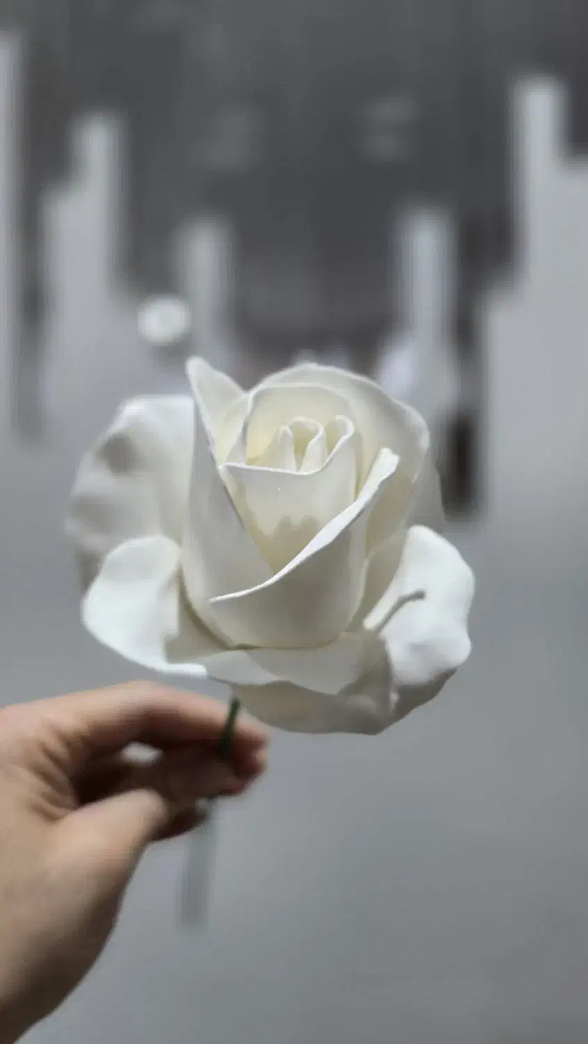 رز سفید|گل مصنوعی|اردبیل, |دیوار
