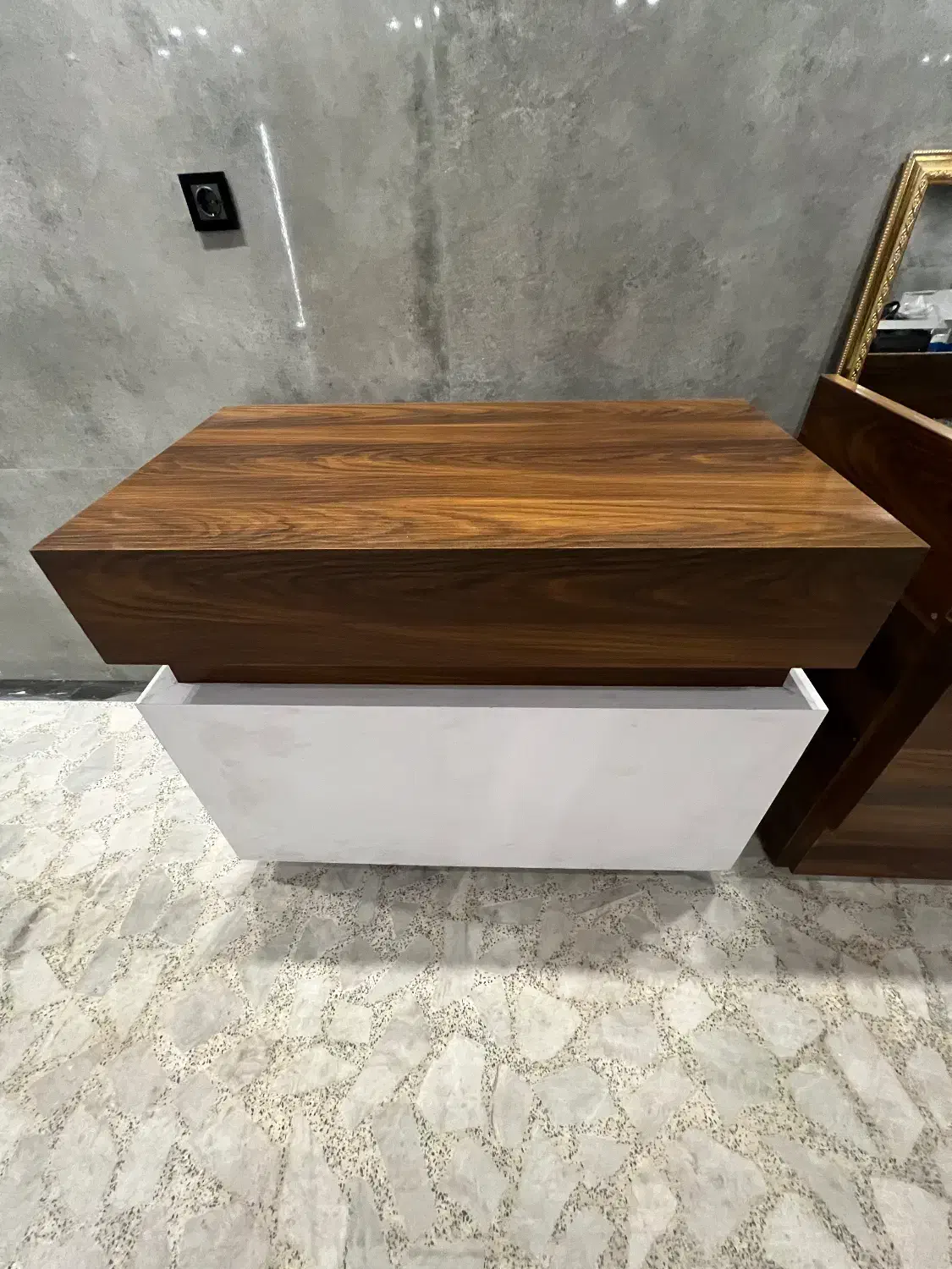 میز|فروشگاه و مغازه|رشت, فلسطین|دیوار