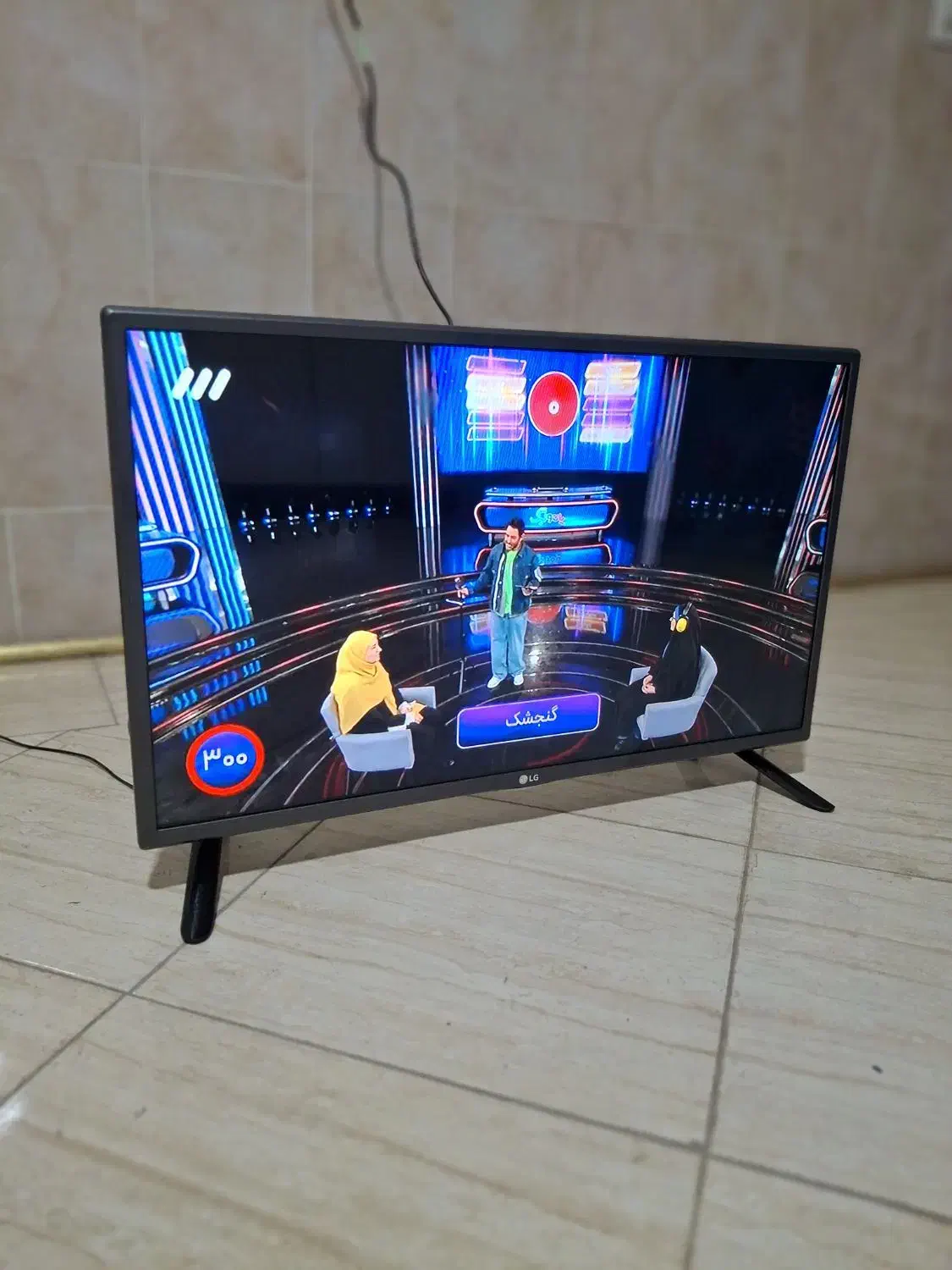 تلویزیون ال ای دی۳۲اینچ ال جی اصل کره|تلویزیون و پروژکتور|پاکدشت, پاکدشت (مامازند)|دیوار