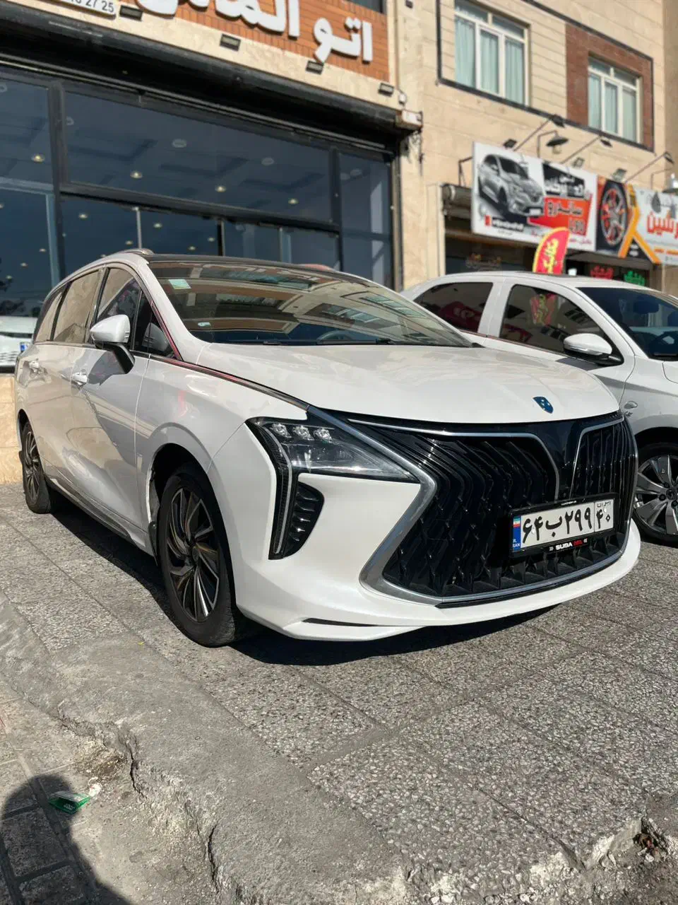 فردا سوبا M 4 مدل 1402 بیرنگ بسیار تمیز|خودرو سواری و وانت|تهران, هوانیروز|دیوار