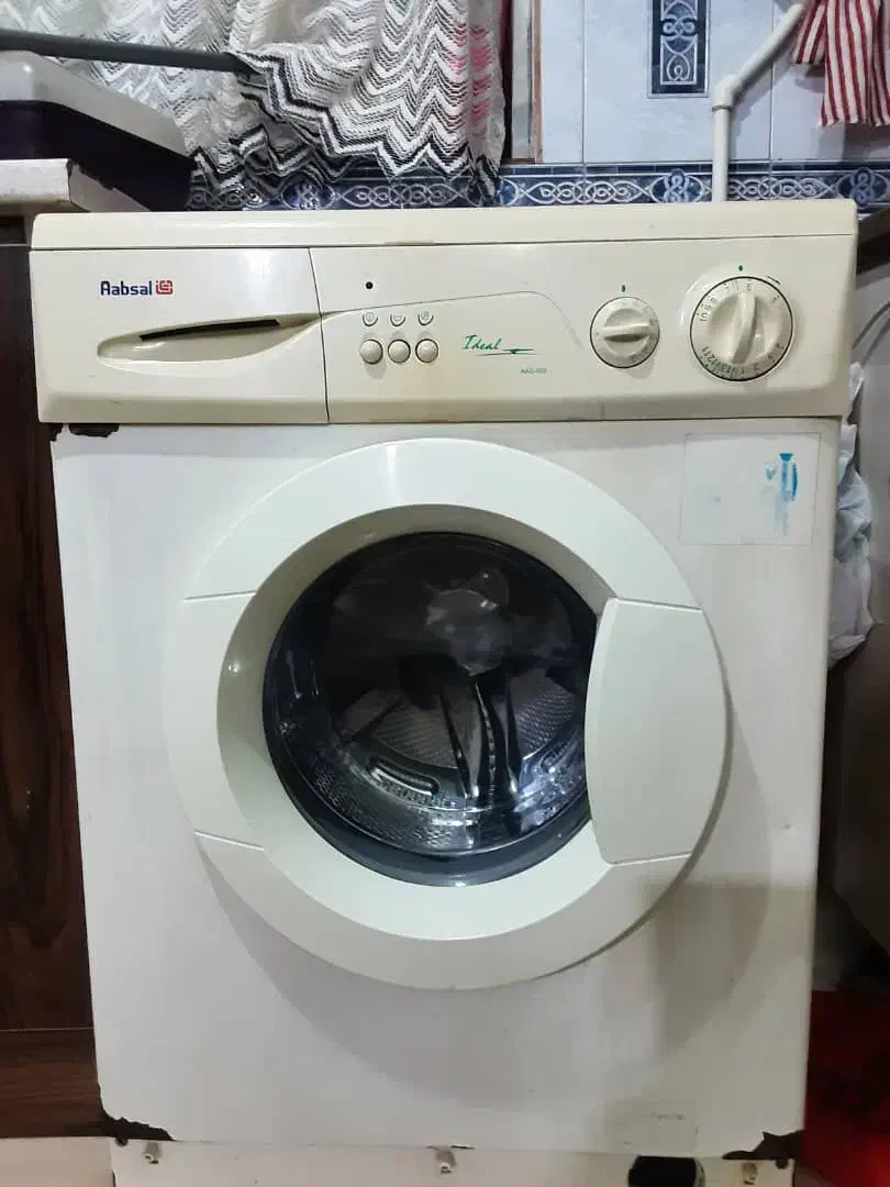 ماشین سالم|ماشین لباسشویی و خشک‌کن لباس|رشت, لاکان|دیوار