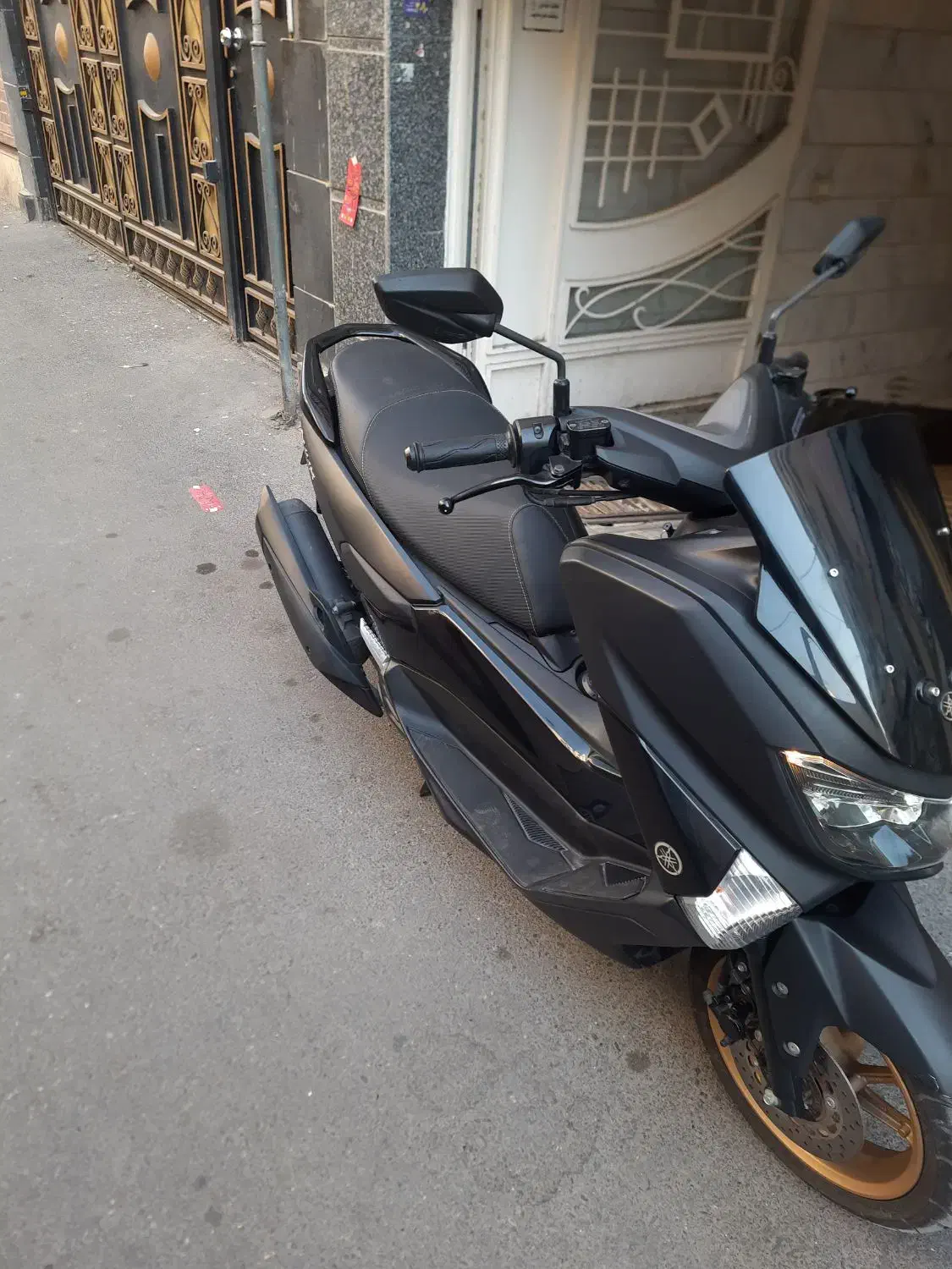 YAMAHA n max در حد صفر واقعی|موتورسیکلت|تهران, مجیدیه|دیوار