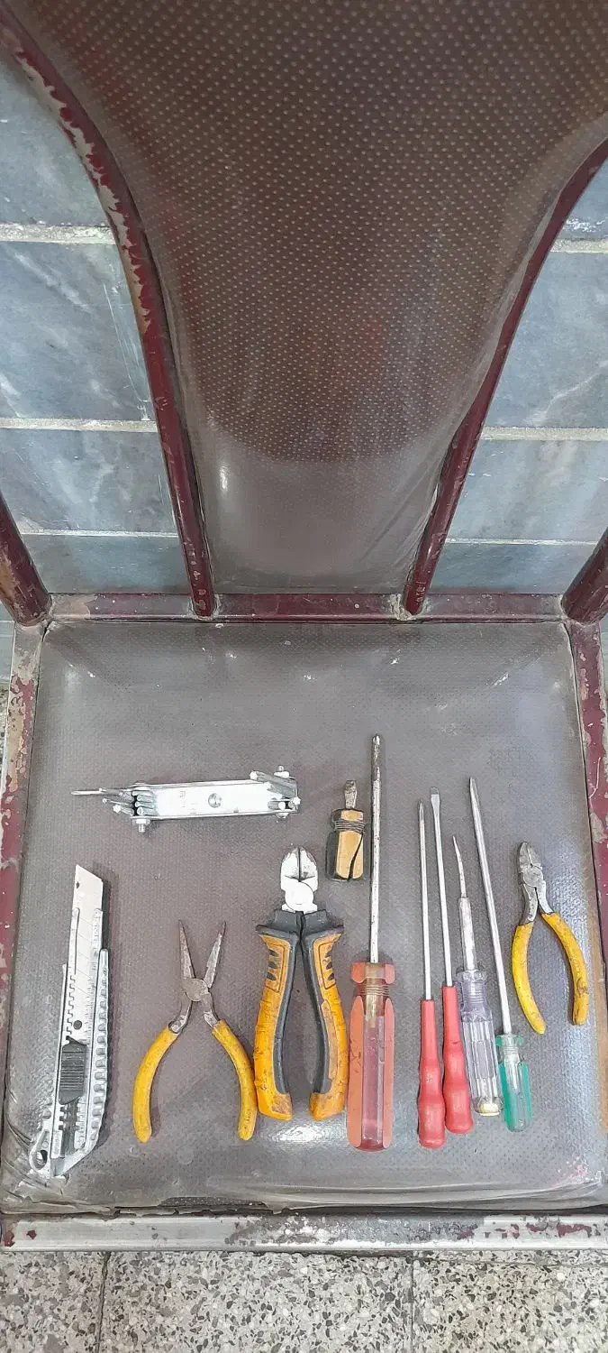 ابزار آلات سالم پیچ گوشتی و آچار ستاره|ابزارآلات|ارومیه, |دیوار