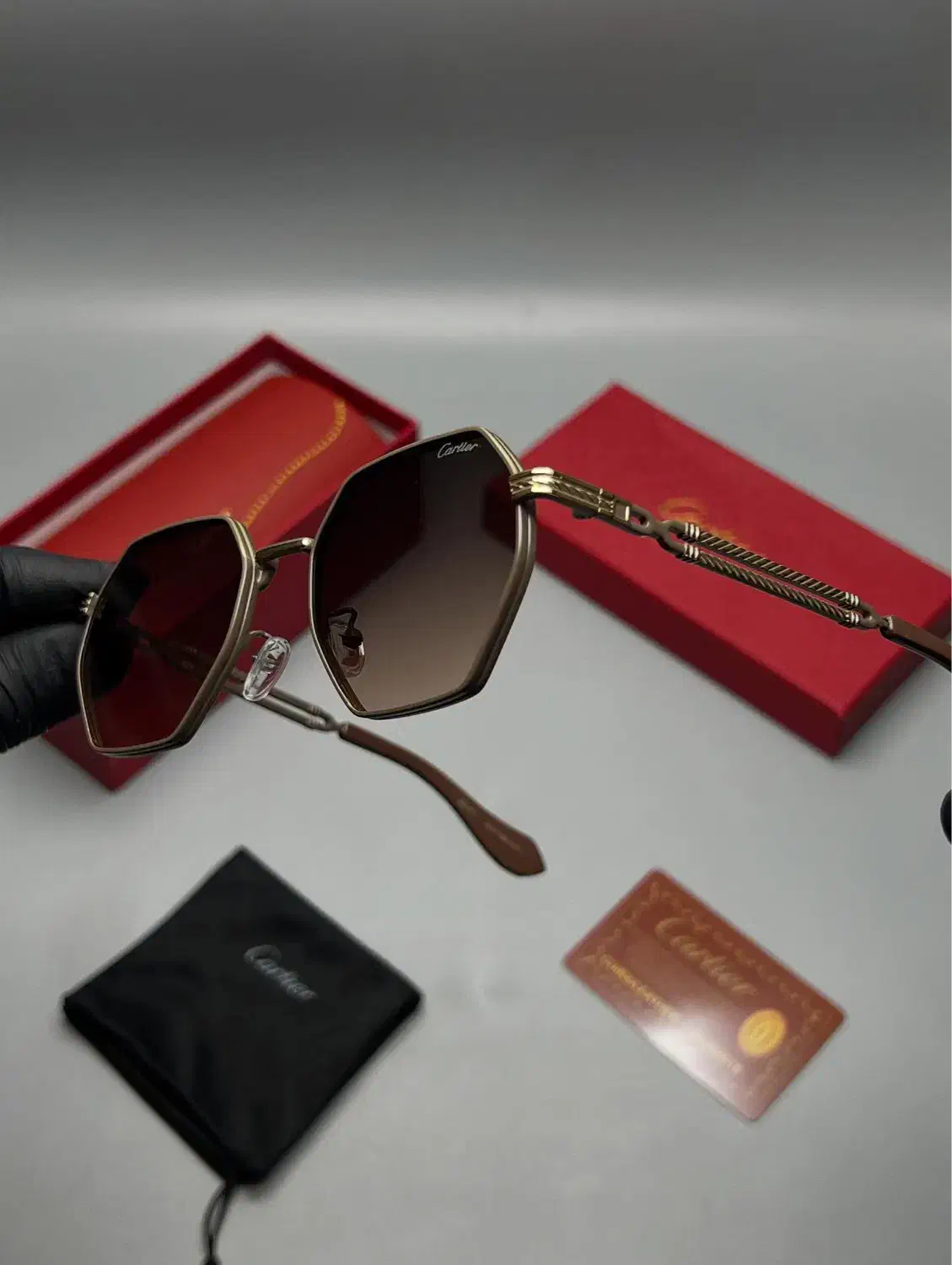 معتبرترین مرکزعینک کدx2 ضمانت قیمت حتی‌بعد خرید|زیورآلات و اکسسوری|قم, حاج زینل|دیوار