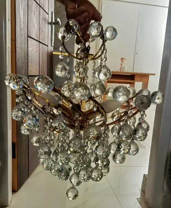 دو عدد لوستر تمام کریستال|لوستر و چراغ آویز|اراک, |دیوار