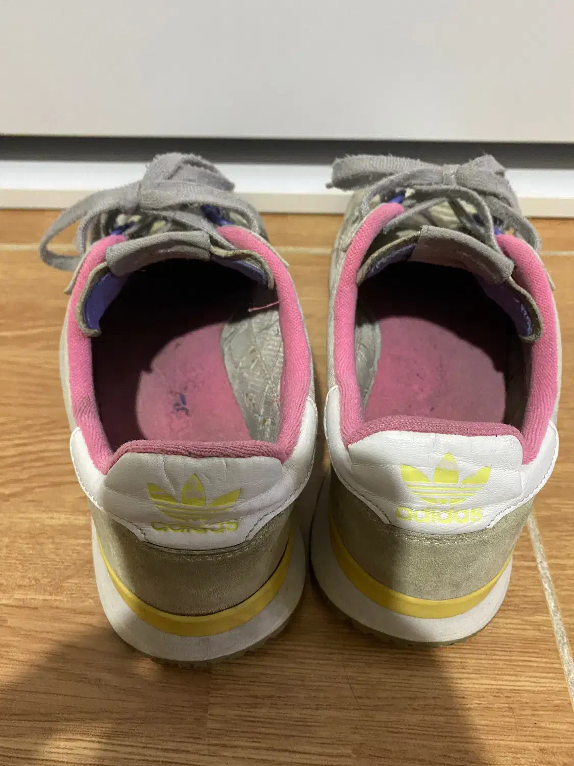 کتونی zxاورجینال|کیف، کفش، کمربند|ری, علایین|دیوار