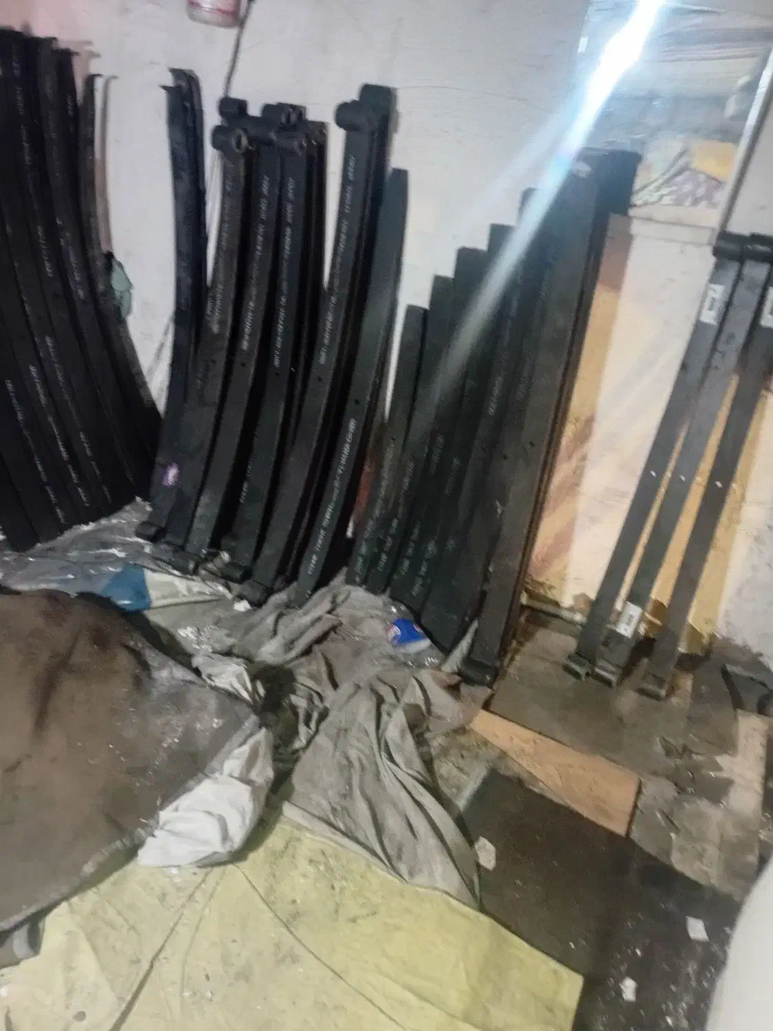 فنر تخت و کمک فنر|قطعات یدکی و لوازم جانبی|ری, شهید بهشتی|دیوار