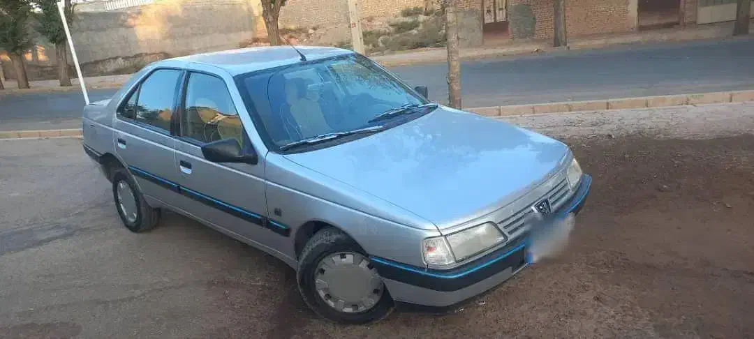 ماشین پژو۴۰۵|خودرو سواری و وانت|اصفهان, باغ زرشک|دیوار