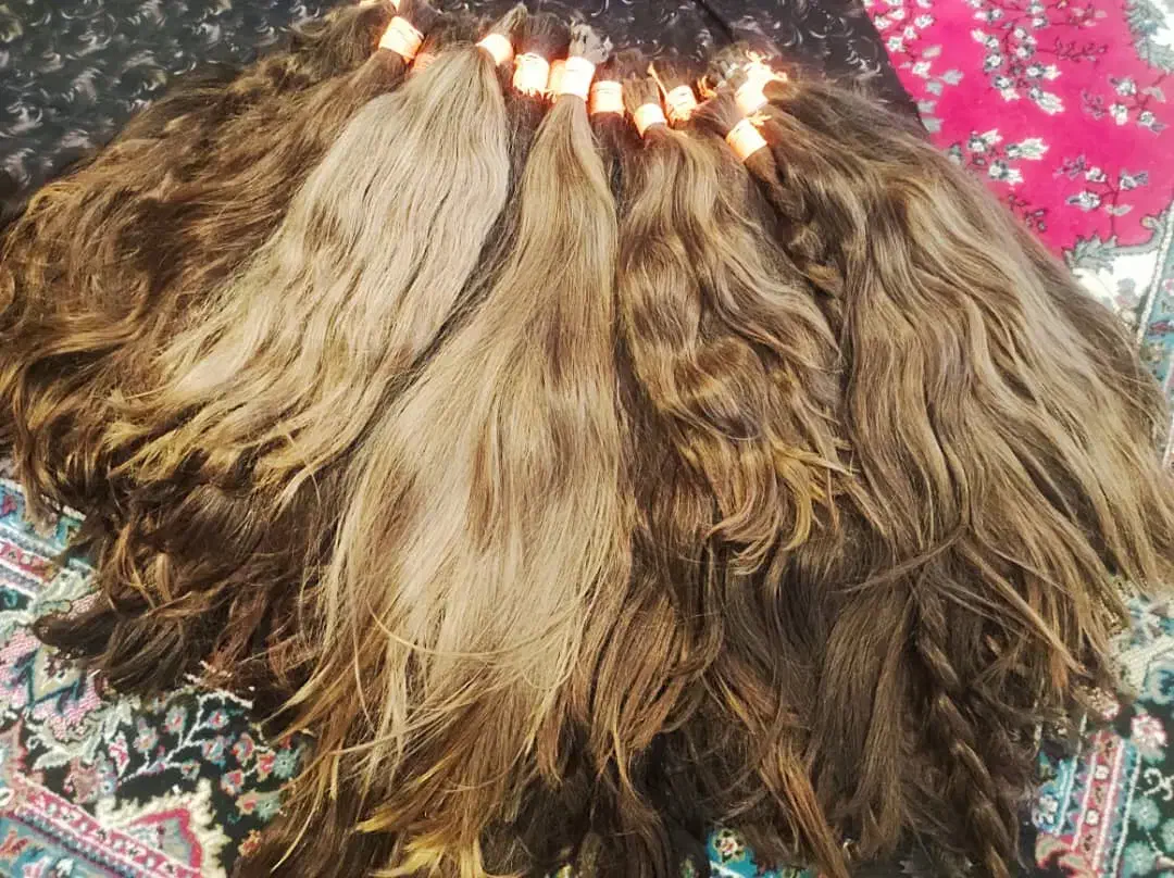 خریدار مو طبیعی 60+ سانت با بالاترین قیمت|خدمات آرایشگری و زیبایی|خرمشهر, |دیوار