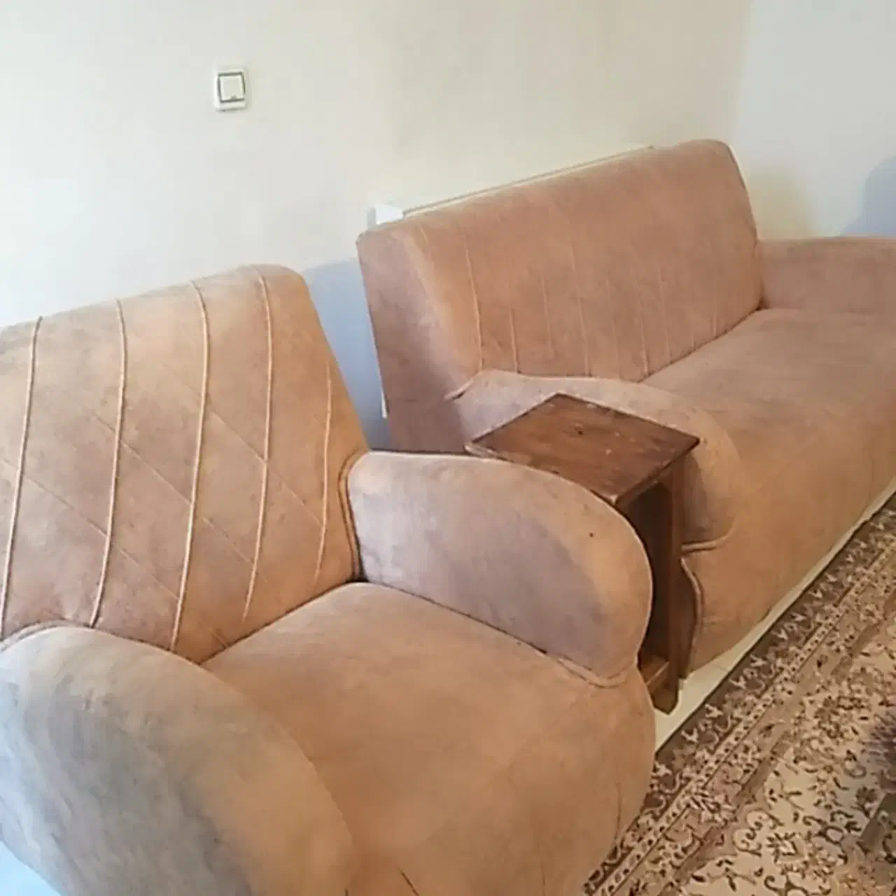 تمیز اسکلت سالم قابل استفاده|مبلمان خانگی و میز عسلی|شاهینشهر, گرگاب|دیوار