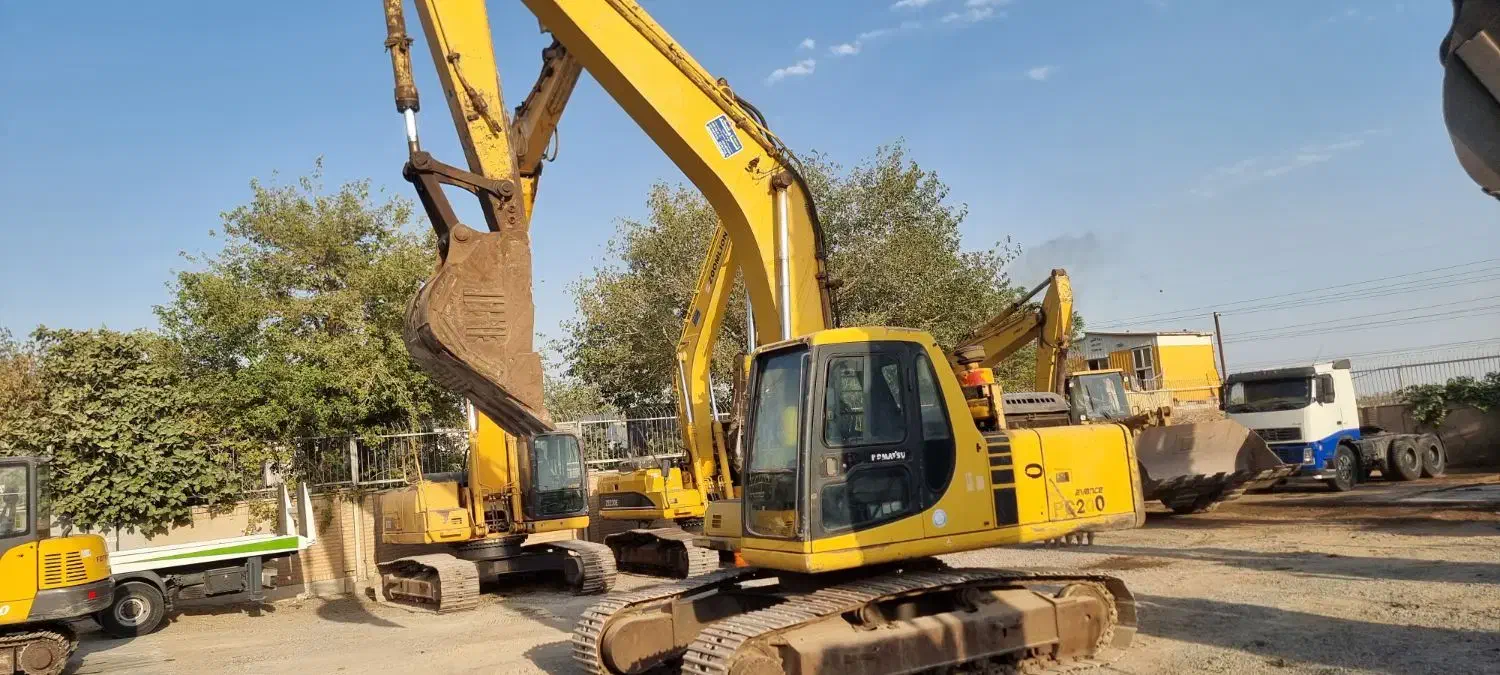 بیل کوماتسو ۲۰۰ خط۶|خودرو سنگین|اسلامشهر, ملکآباد|دیوار