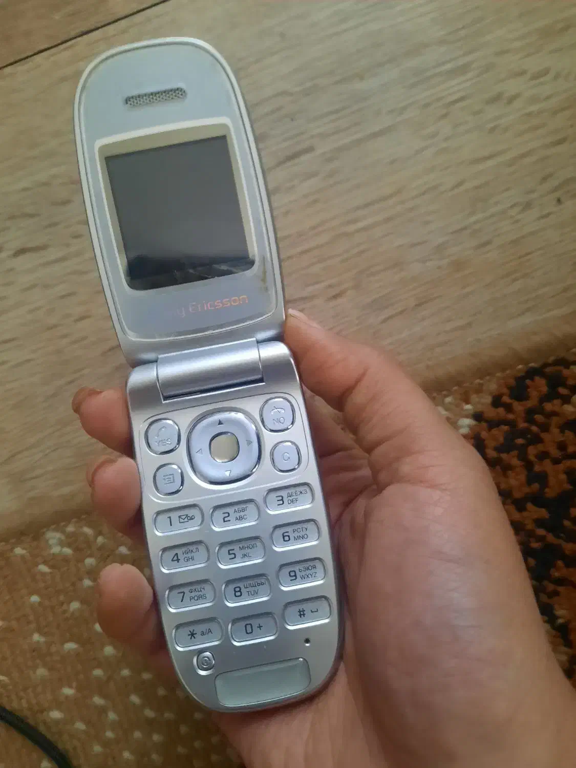 گوشی سونی اریکسون قدیمی|موبایل|اصفهان, وحید|دیوار