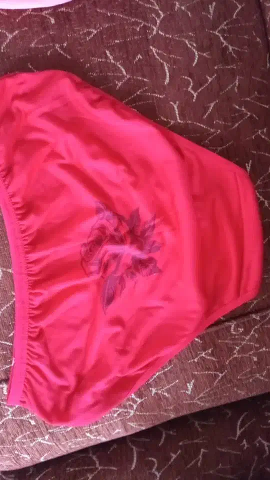 شرت|لباس|مرودشت, استادیوم‎|دیوار