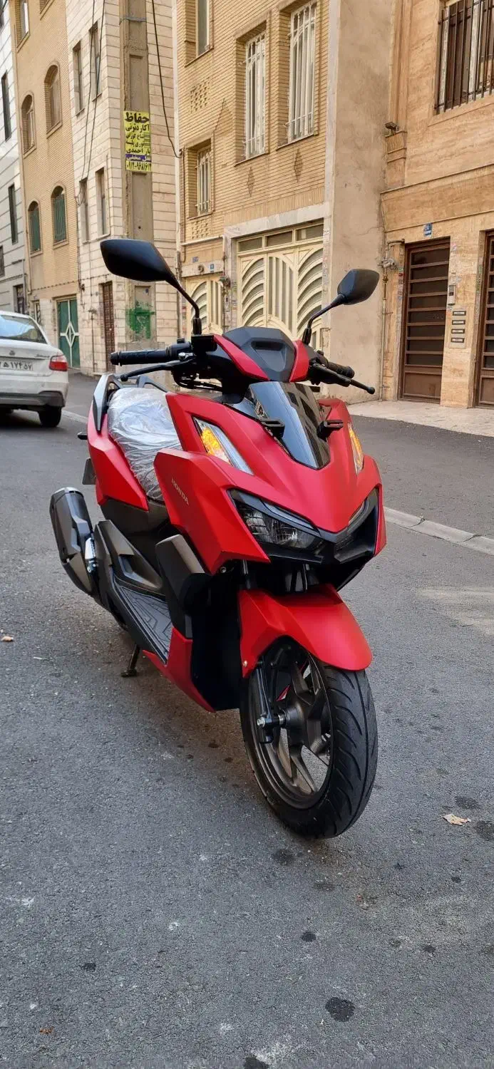 کلیک واریو ۱۶۰|موتورسیکلت|تهران, هلال احمر|دیوار