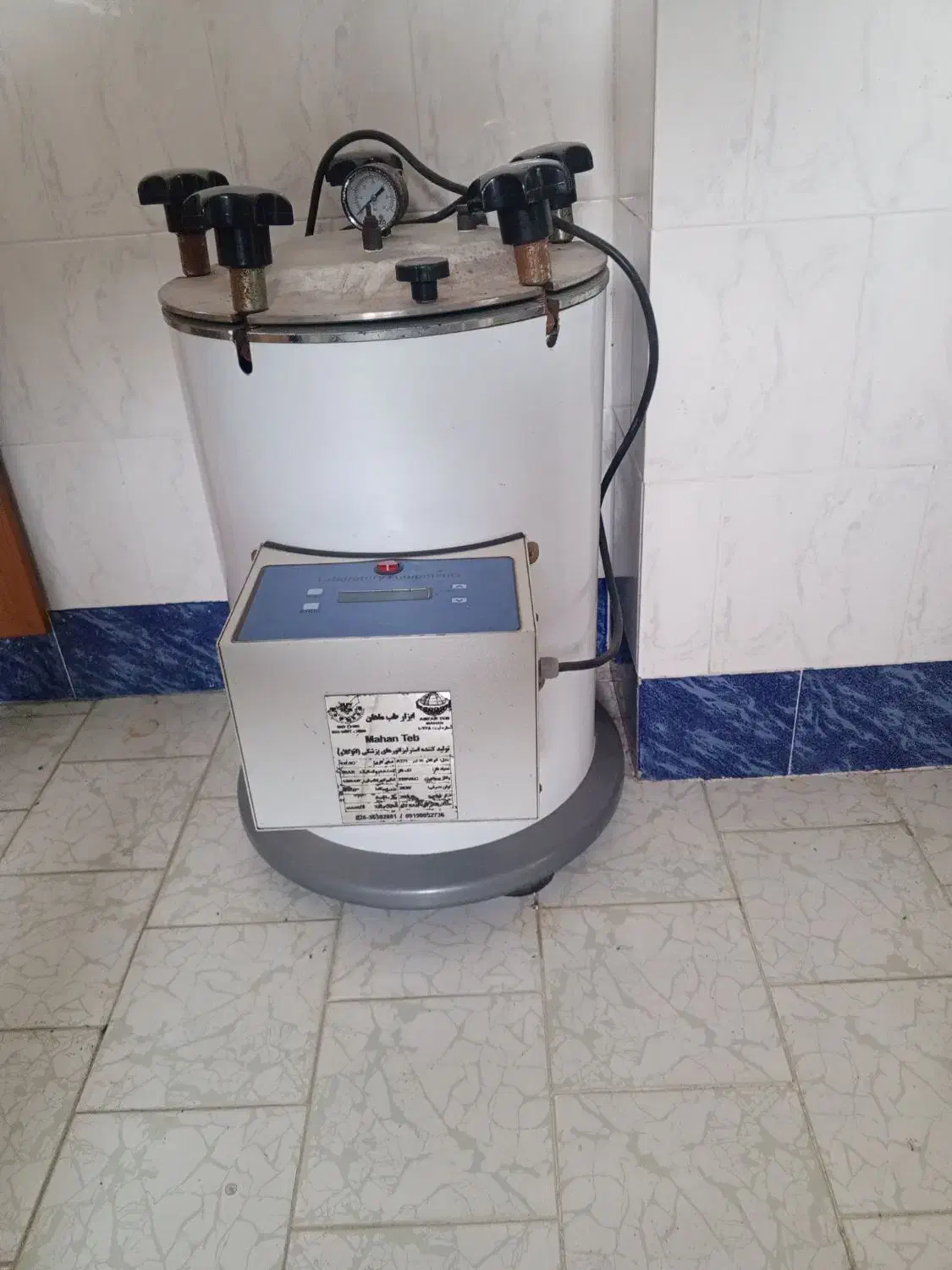 اتوکلاو  انکیباتور. آون|پزشکی|تبریز, |دیوار