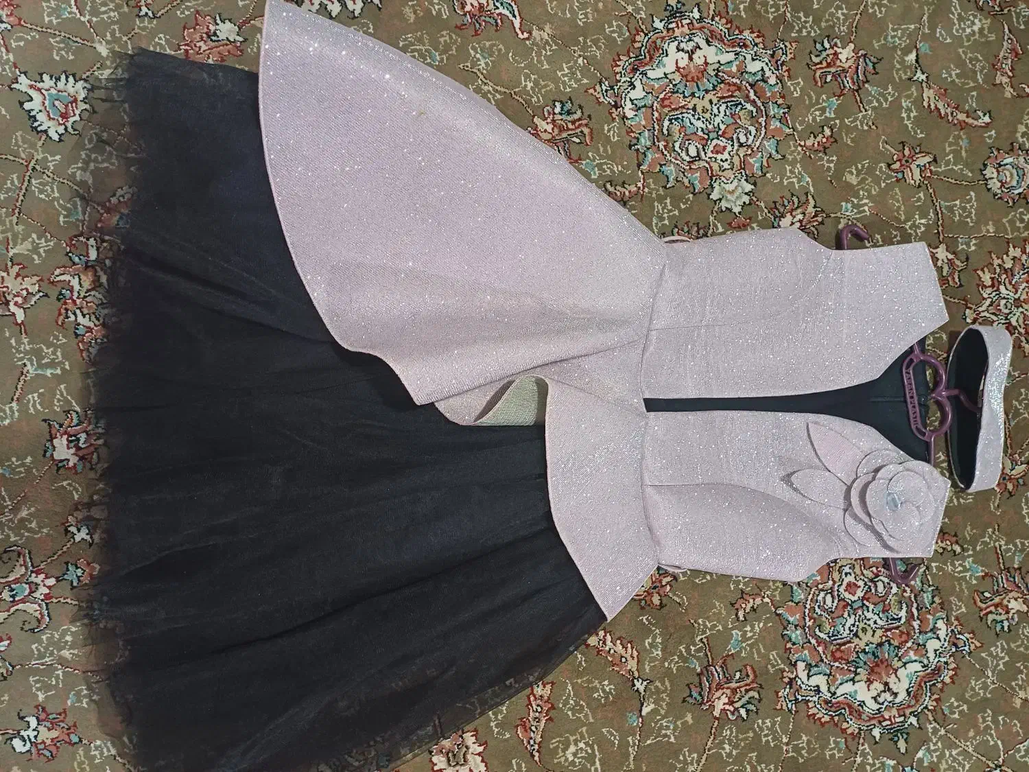 پیراهن دخترانه تا ۱۲ سال میخوره|لباس|هشتگرد, هیو|دیوار