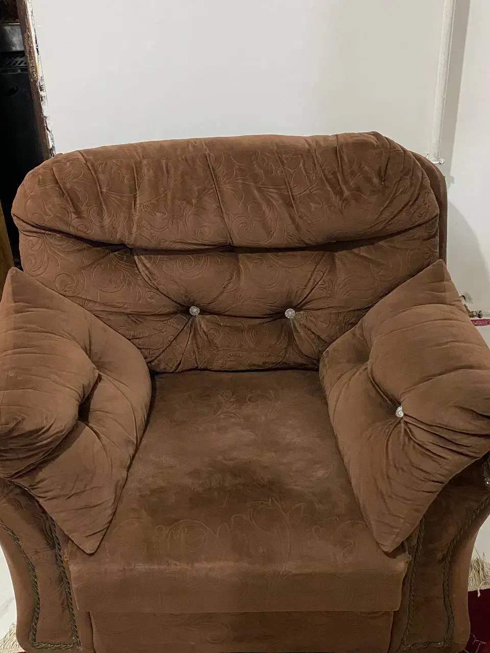 مبل راحتی ۷نفره|مبلمان خانگی و میز عسلی|رشت, آب آسیاب|دیوار