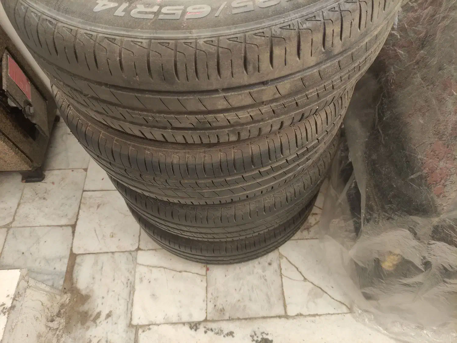 لاستیک سایز ۱۴ ×۱۸۵|قطعات یدکی و لوازم جانبی|فسا, |دیوار