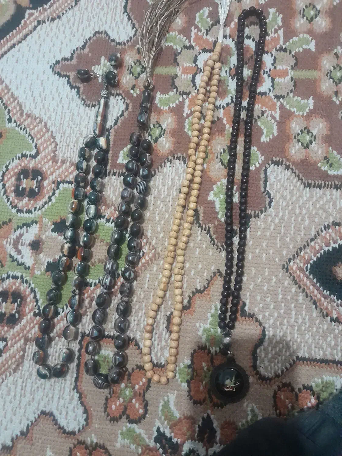 تسبیح|کلکسیون اشیاء عتیقه|نظرآباد, رسالت|دیوار