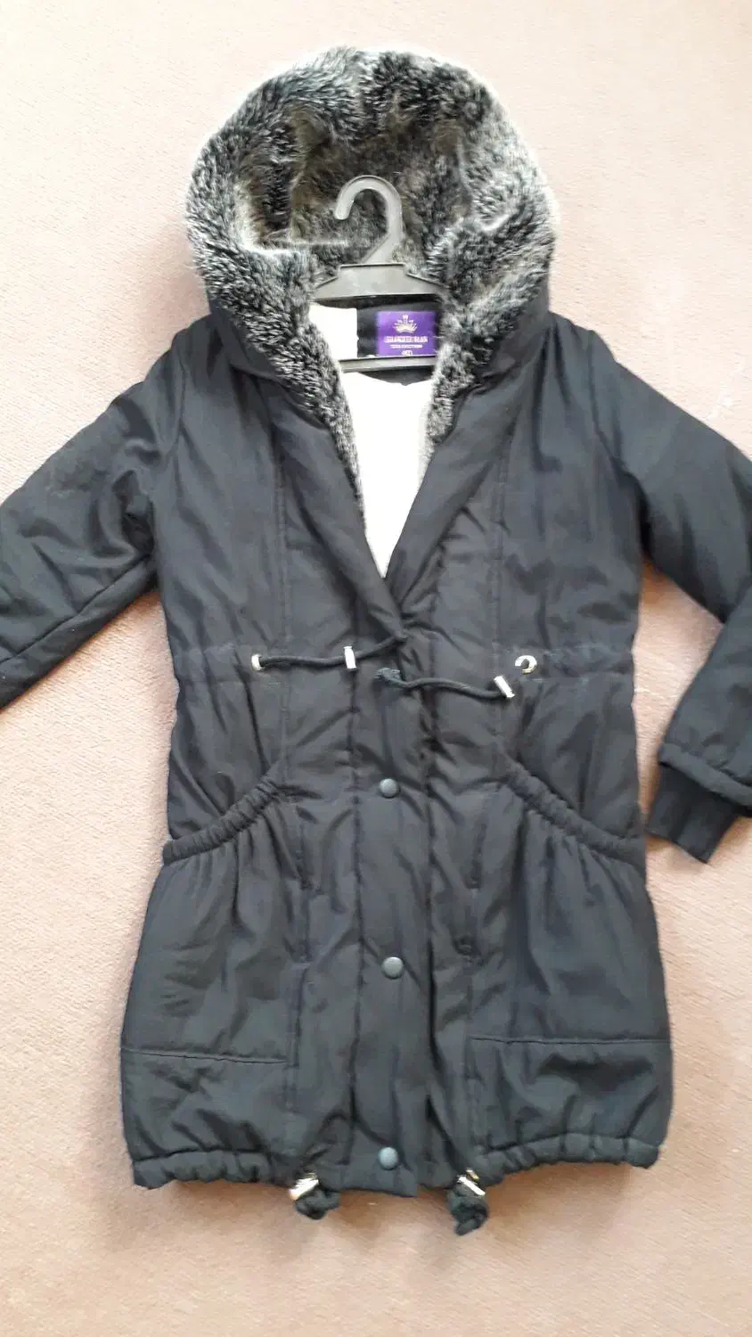 پالتو و مانتو|لباس|اشتهارد, |دیوار