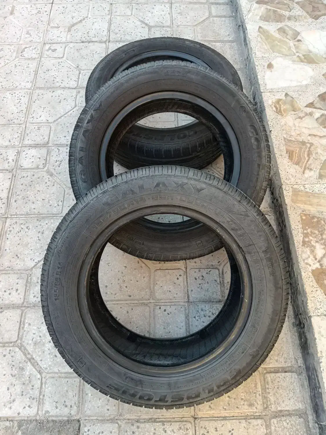 لاستیک|قطعات یدکی و لوازم جانبی|شیراز, انجیر|دیوار