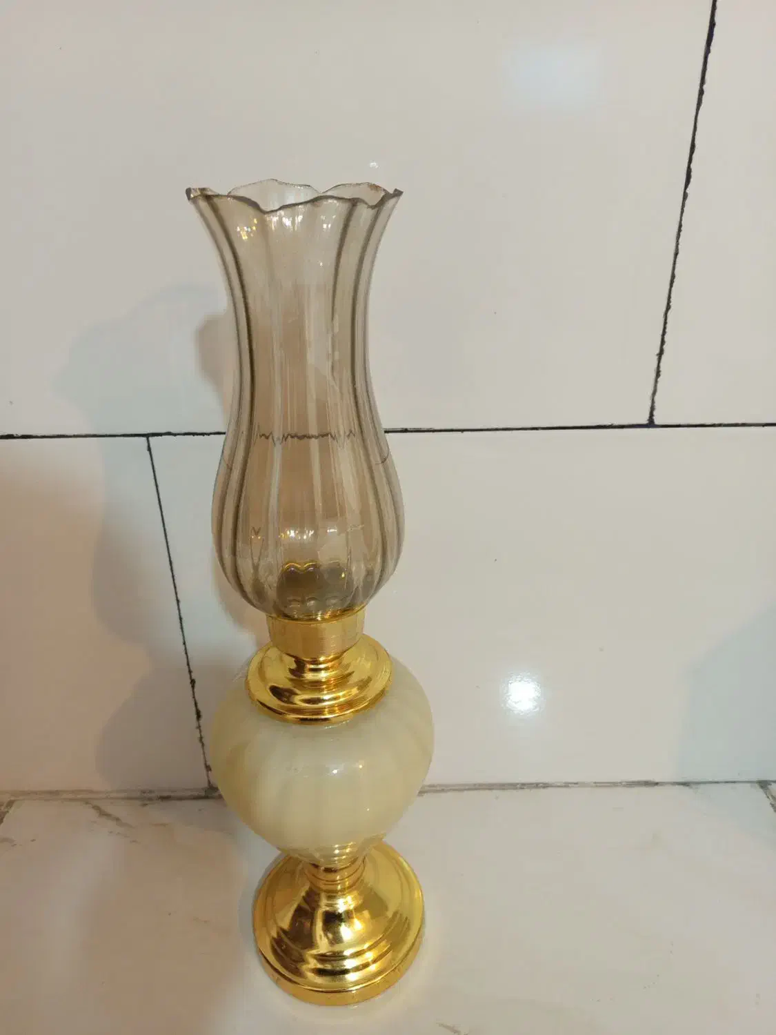 شمعدان|کلکسیون اشیاء عتیقه|نهاوند, |دیوار