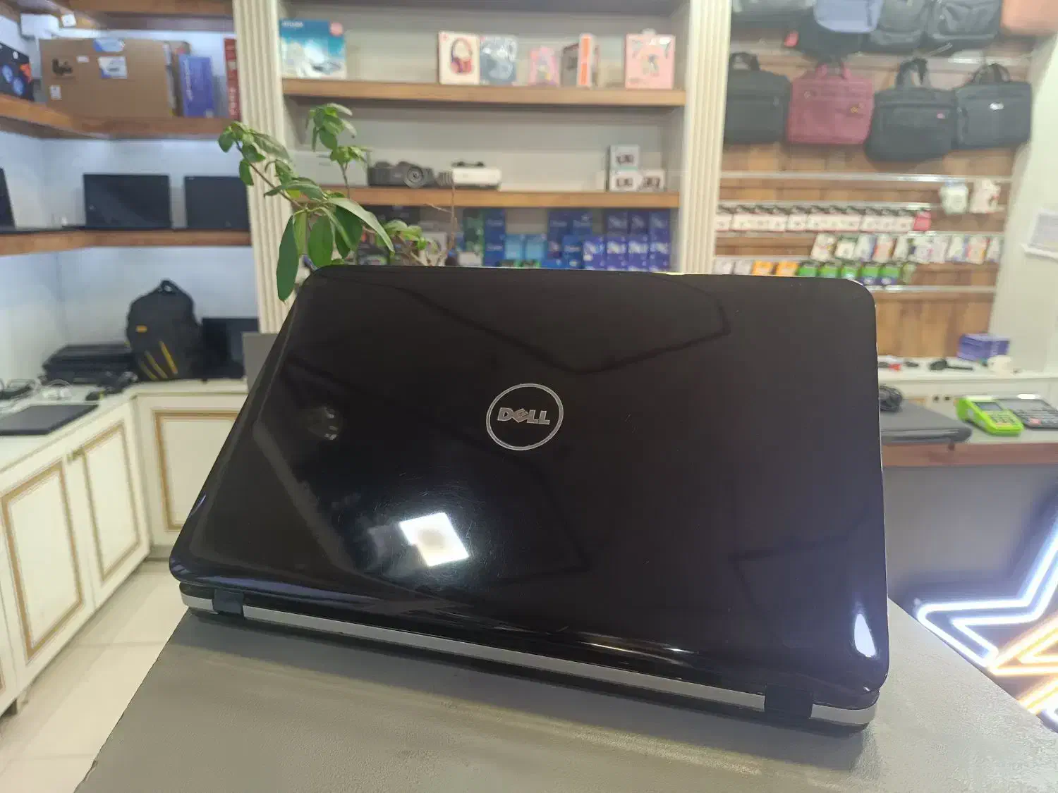 لپتاپ Dell Vostro 1015|رایانه همراه|مشهد, فرهنگیان (شهرک غرب)|دیوار