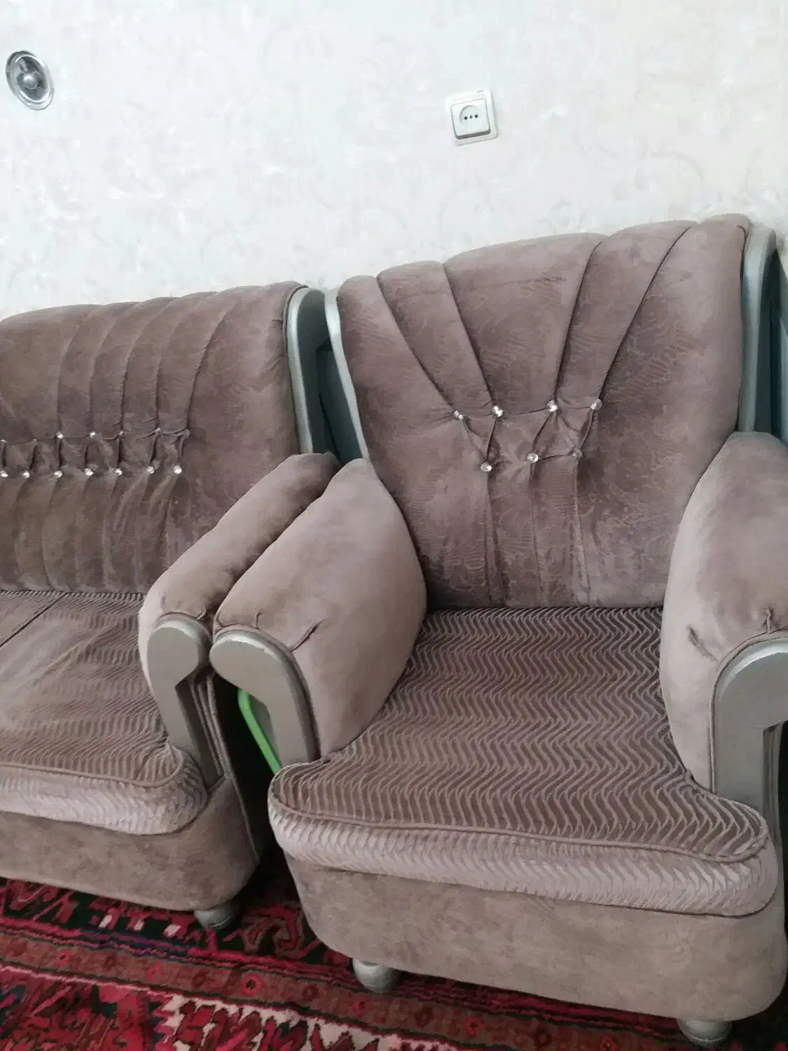 مبل|مبلمان خانگی و میز عسلی|بناب, |دیوار