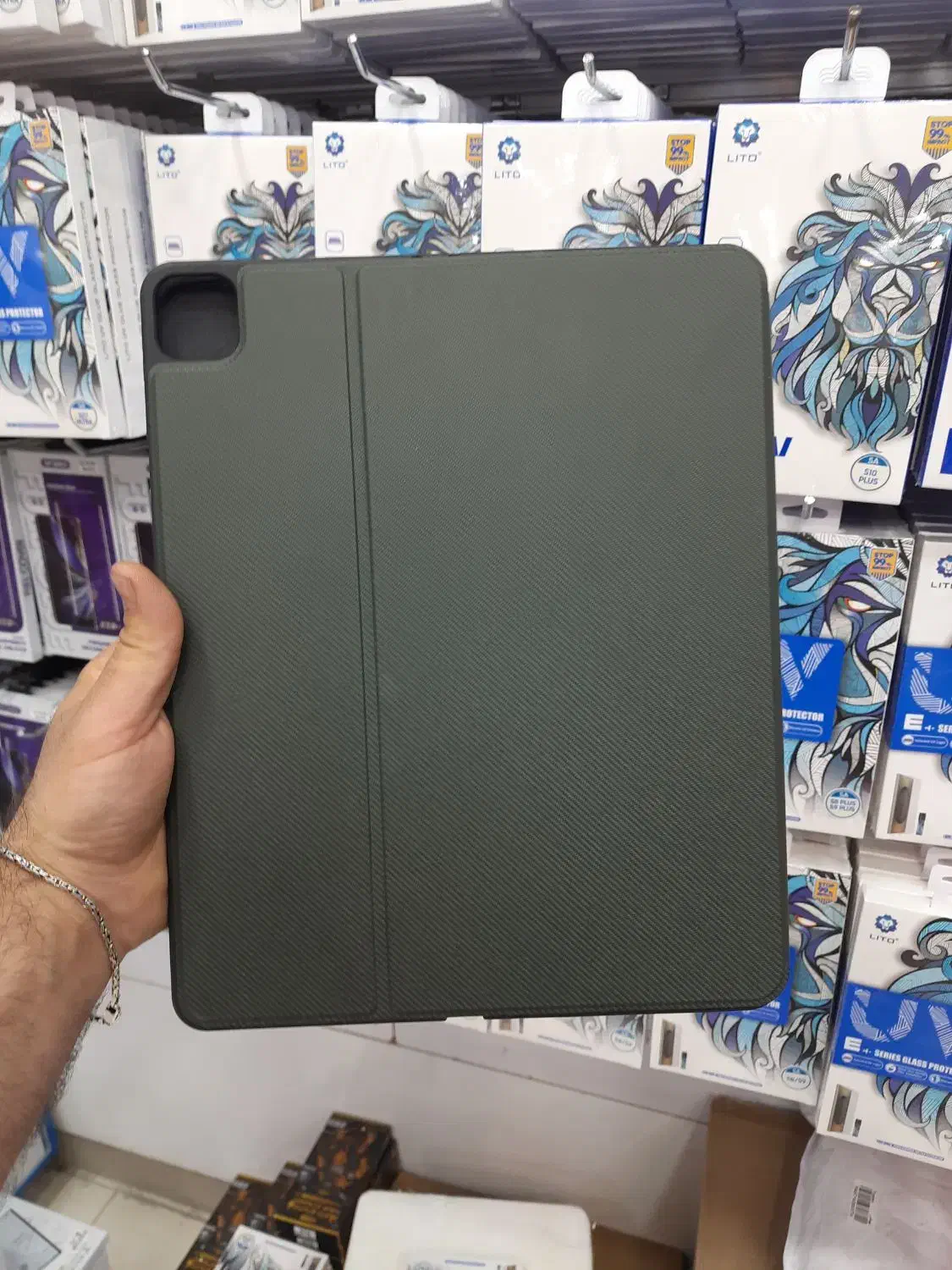 ایپد پرو ۱۲،۹ حافظه ۱۲۸ گیگ سایکل شارژ ۴|تبلت|شیراز, زند|دیوار