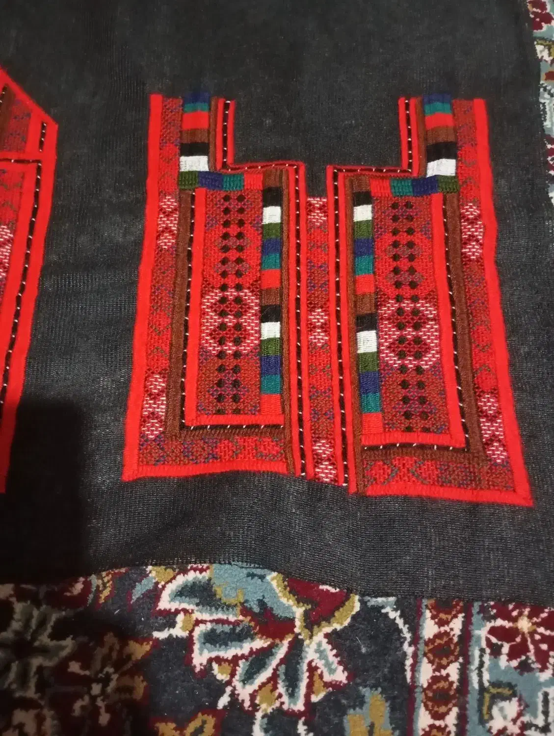 گفتان|لباس|نیمروز, |دیوار