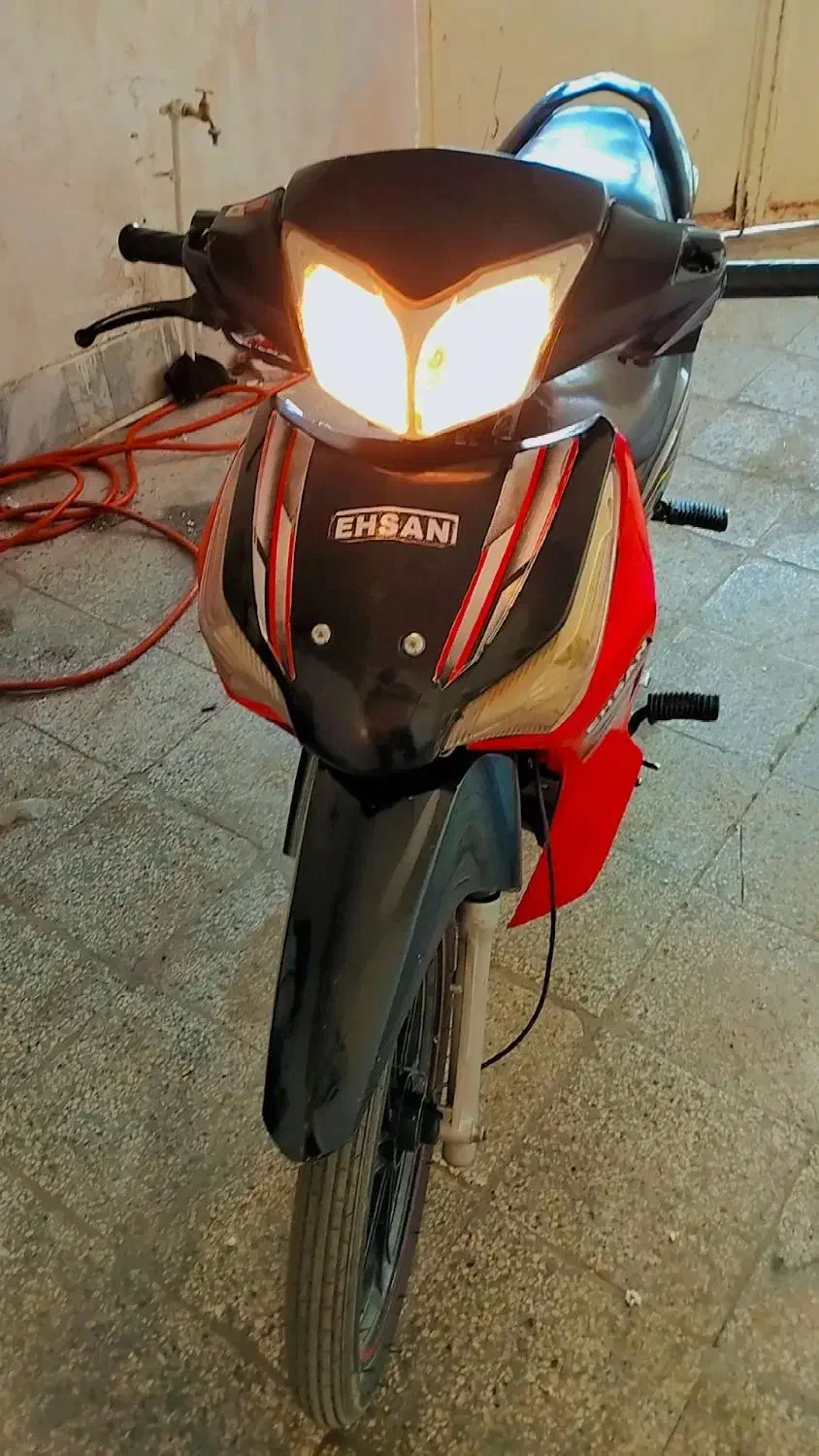 احسان طرح ویو|موتورسیکلت|تربت‌حیدریه, قائم|دیوار