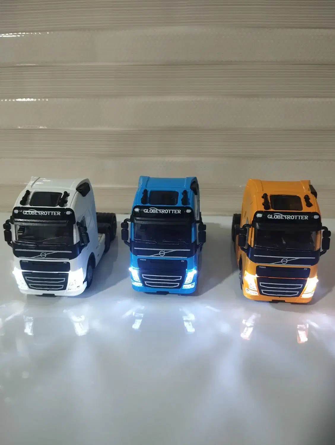 ماکت FH فلزی|اسباببازی|کرمانشاه, |دیوار