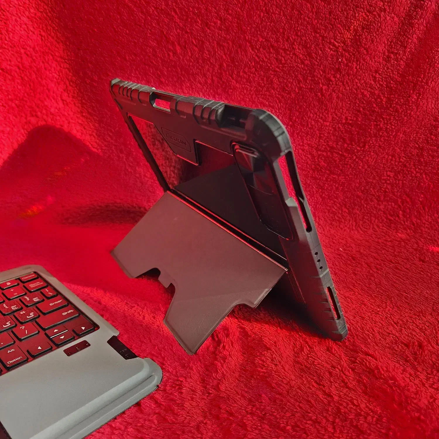 کاور کیبورد آیپد پرو 11 اینچ از برند نیلکین|لوازم جانبی موبایل و تبلت|تهران, شیراز|دیوار