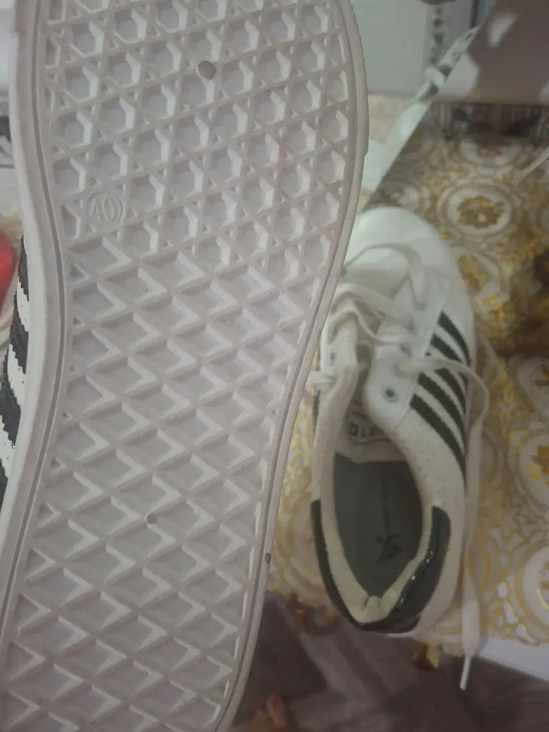 کفش خارجی نونو سایز 40 نوشته ولی 38 و39 میخوره|کیف، کفش، کمربند|یاسوج, |دیوار