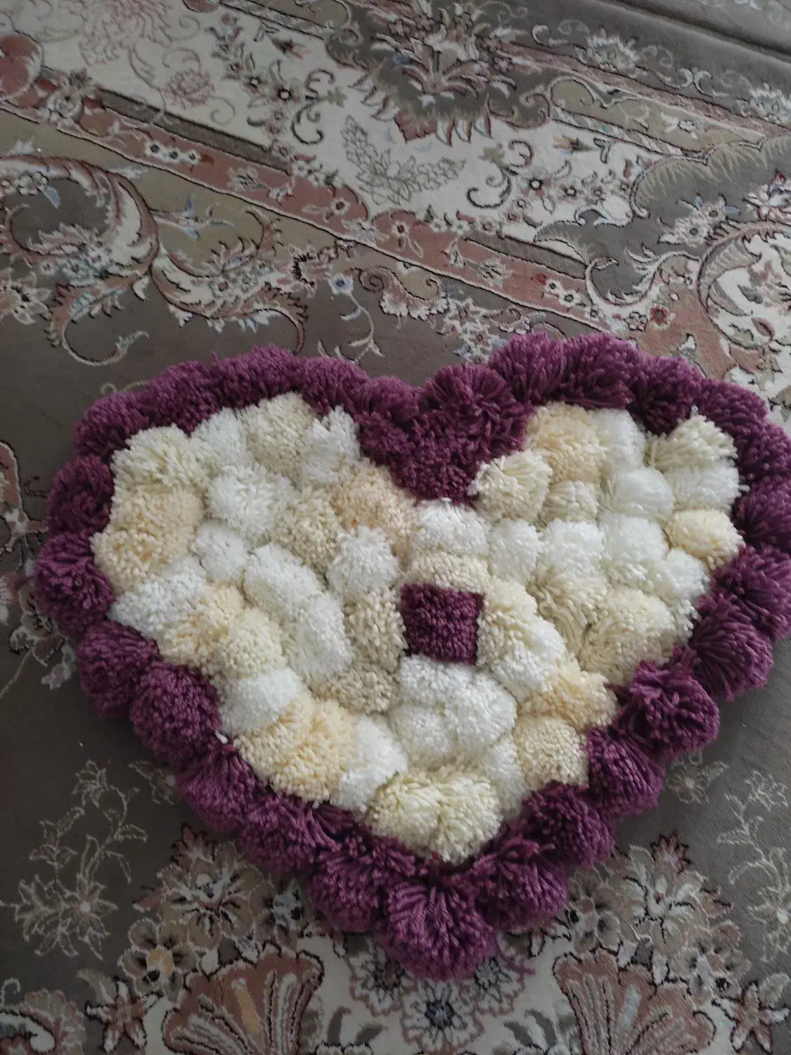 پادری دست باف طراح قلب|پادری|اصفهان, همدانیان|دیوار