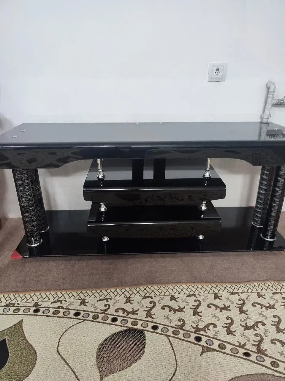 وسایل منزل.مبل.گاز.زیر تلویزیونی شیشه ای|مبلمان خانگی و میز عسلی|شیراز, شیخ روزبهان|دیوار