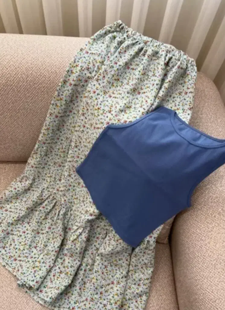 ست دامن و تاپ|لباس|یاسوج, |دیوار