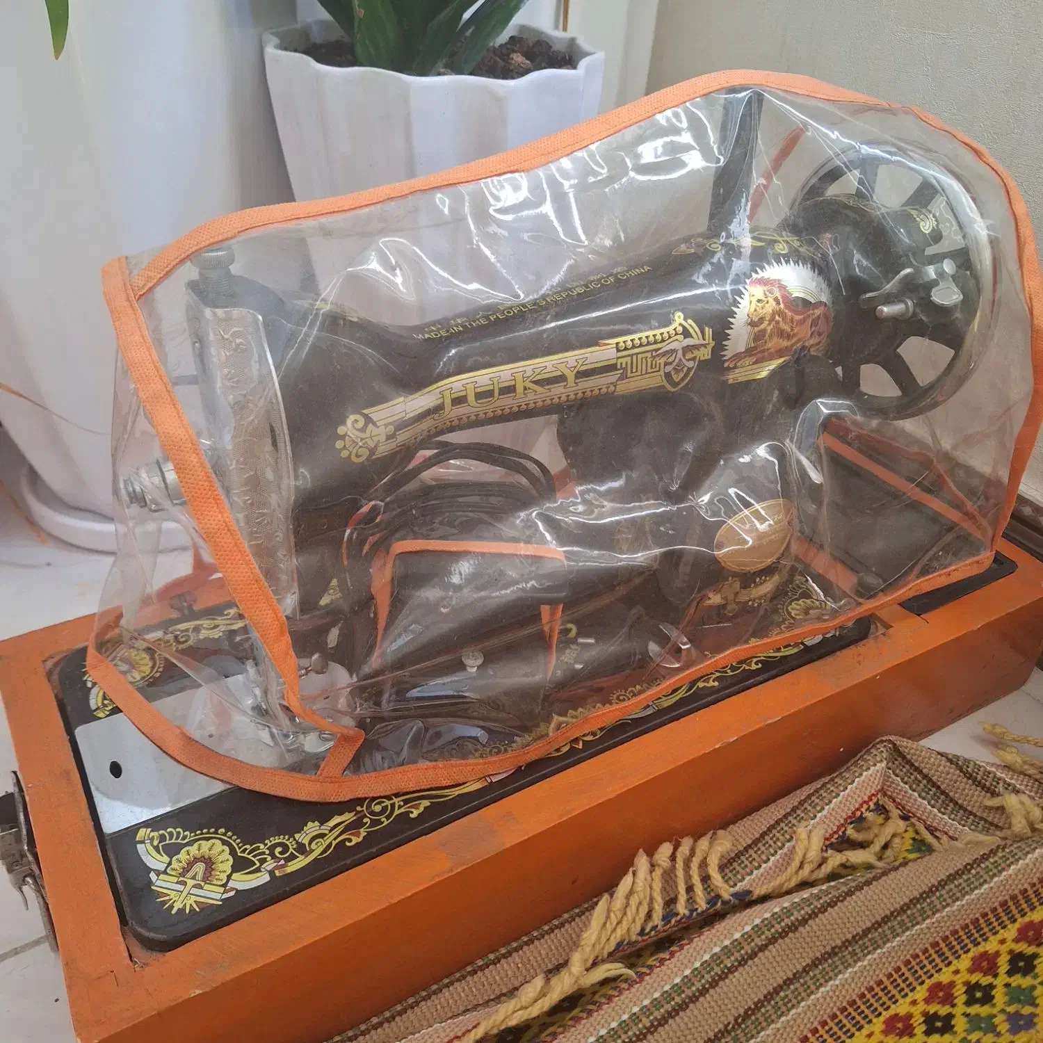 چرخ خیاطی برقی ژوکی شیرنشان بلدینام ژاپنی سالم|چرخ خیاطی و ریسندگی|بروجرد, |دیوار